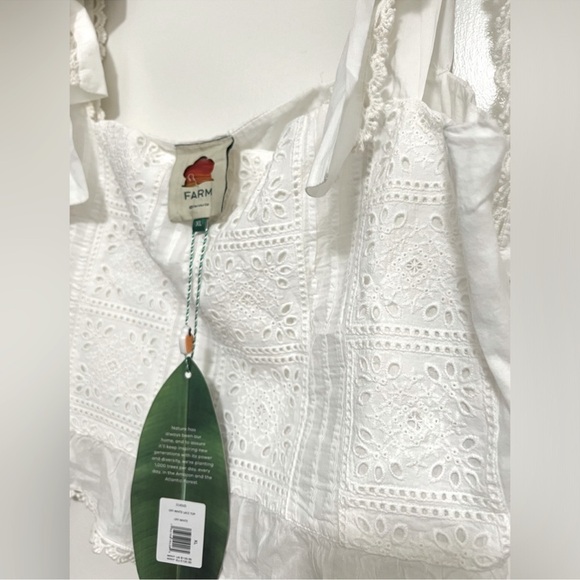 FARM Rio White Eyelet Top - Picture 3 of 4